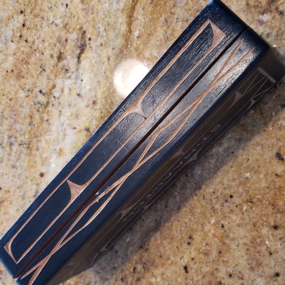 Vintage Carved Wooden Trinket Box from St. Marteen - Picture 10 of 16